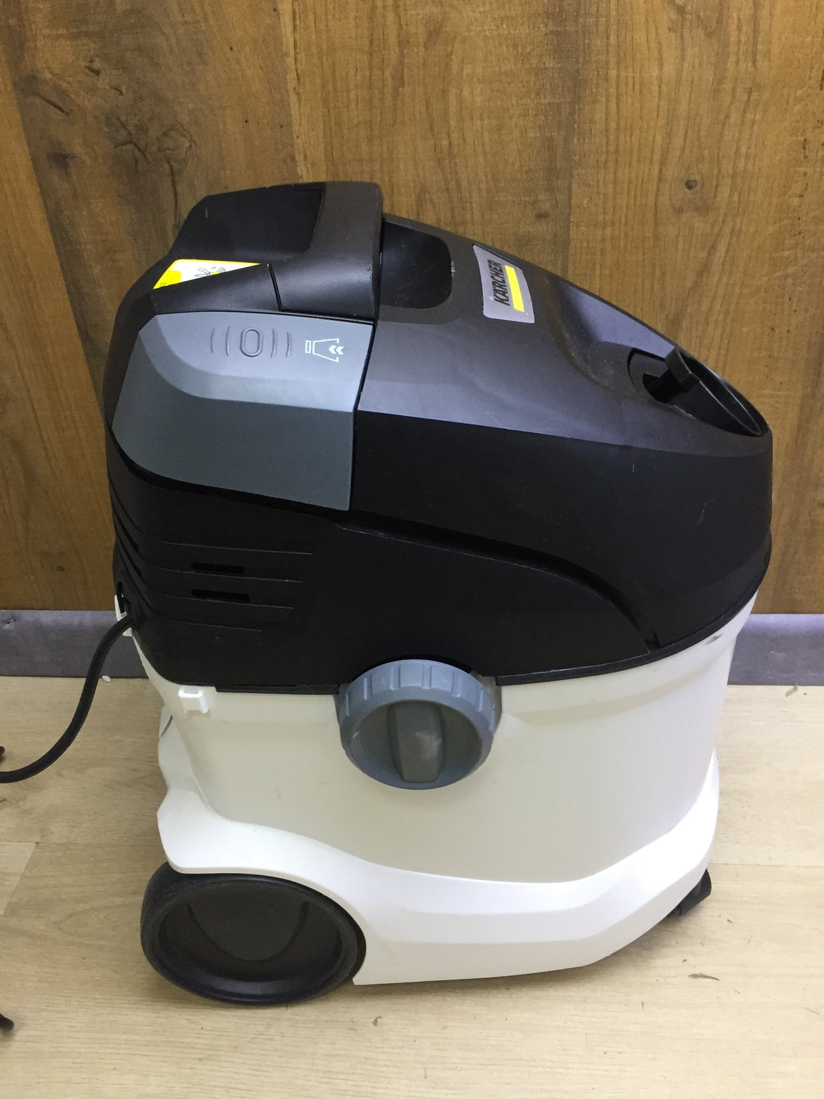 Kärcher SE 5 Trocken-/Waschsauger 1.081-230.0, I32223