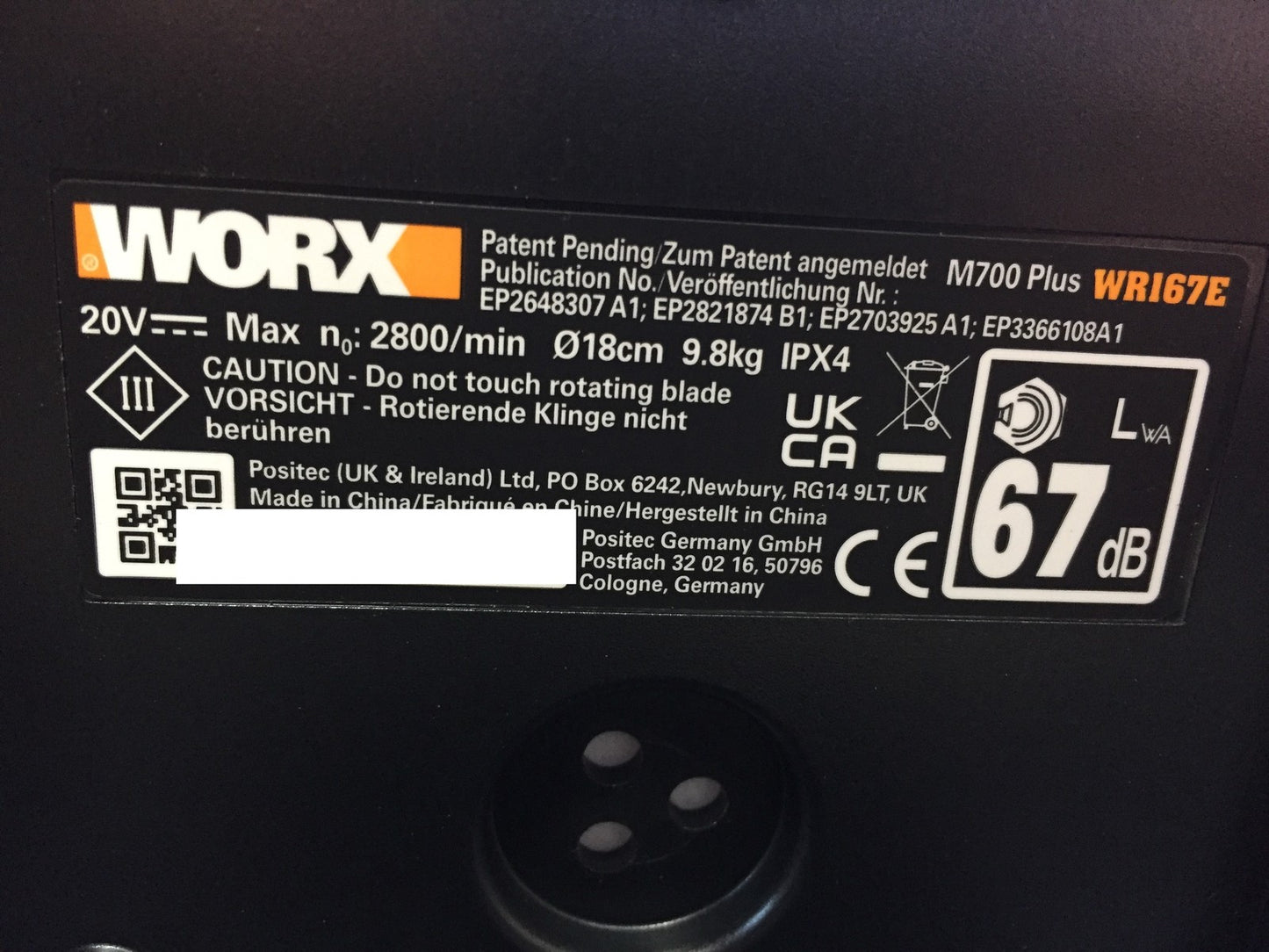 WORX Landroid M700 PLUS WR167E robotic lawnmower for gardens up to 700 sqm, I33526