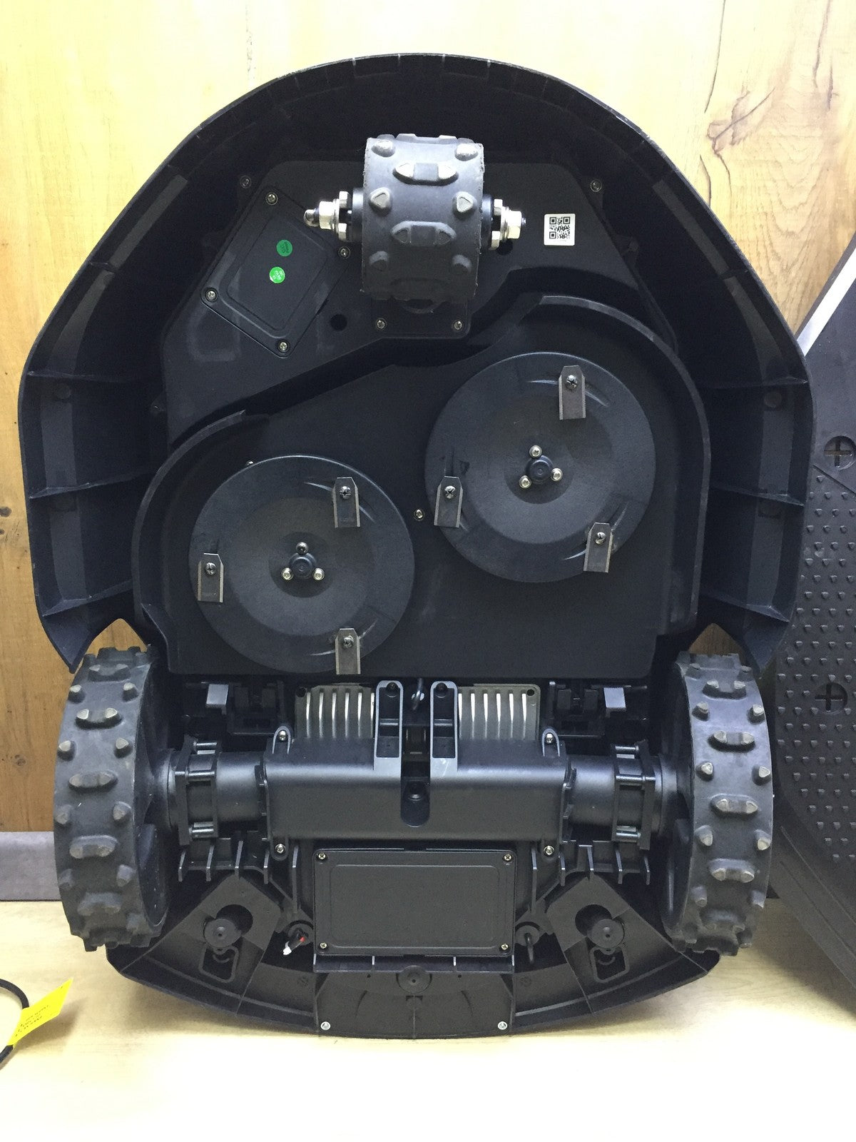 Kärcher RCX 6 robotic lawnmower, performance up to 3,000 m², all-wheel drive, GPS RTK I33391