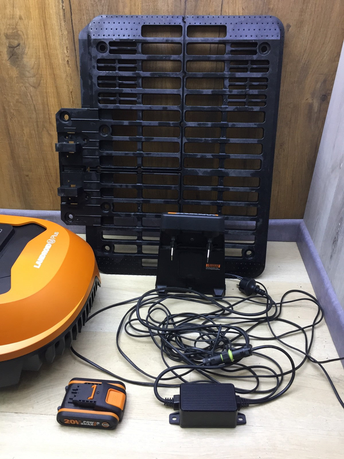 WORX Landroid M500 PLUS WR165E Mähroboter bis 500 qm mit WLAN, Bluetooth, I33519