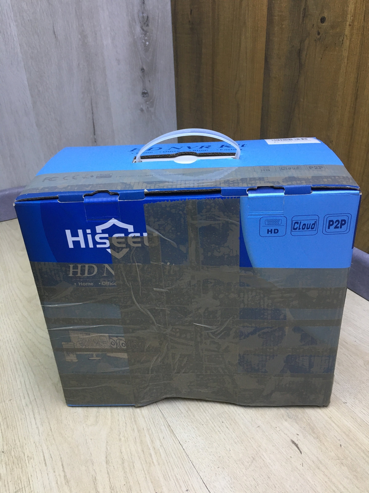 Hiseeu A017-V2.0 surveillance set with 4 cameras and monitor, I31402