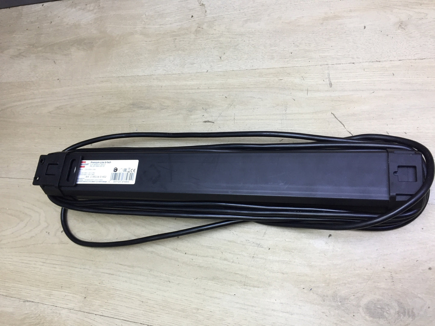 Brennenstuhl 1951160402 Premium-Line 6-way power strip, 5m cable, I32308
