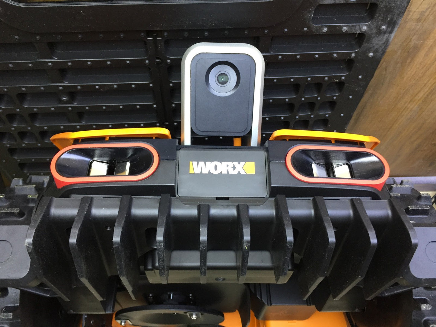 WORX Landroid Vision M550 Mähroboter WR205E für Gärten bis 550m², I33326