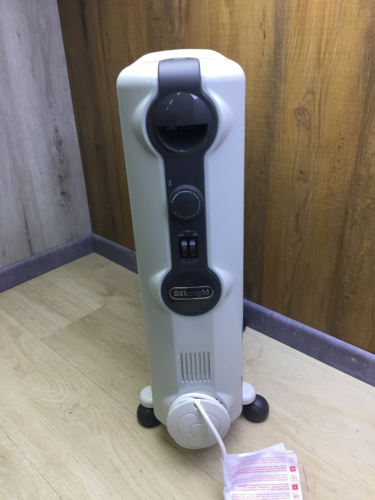 De'Longhi TRRS0920 Electric Radiator, 2000 W, 3 Power Levels, I31777