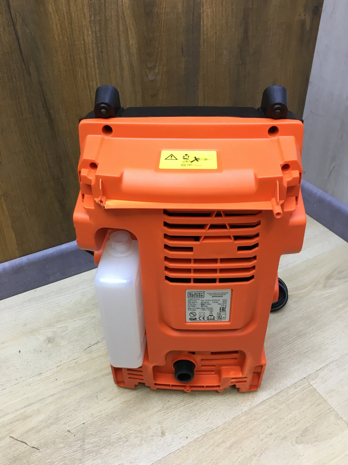 dcb71de8-18bf-4d1b-84ee-9498a21f466f