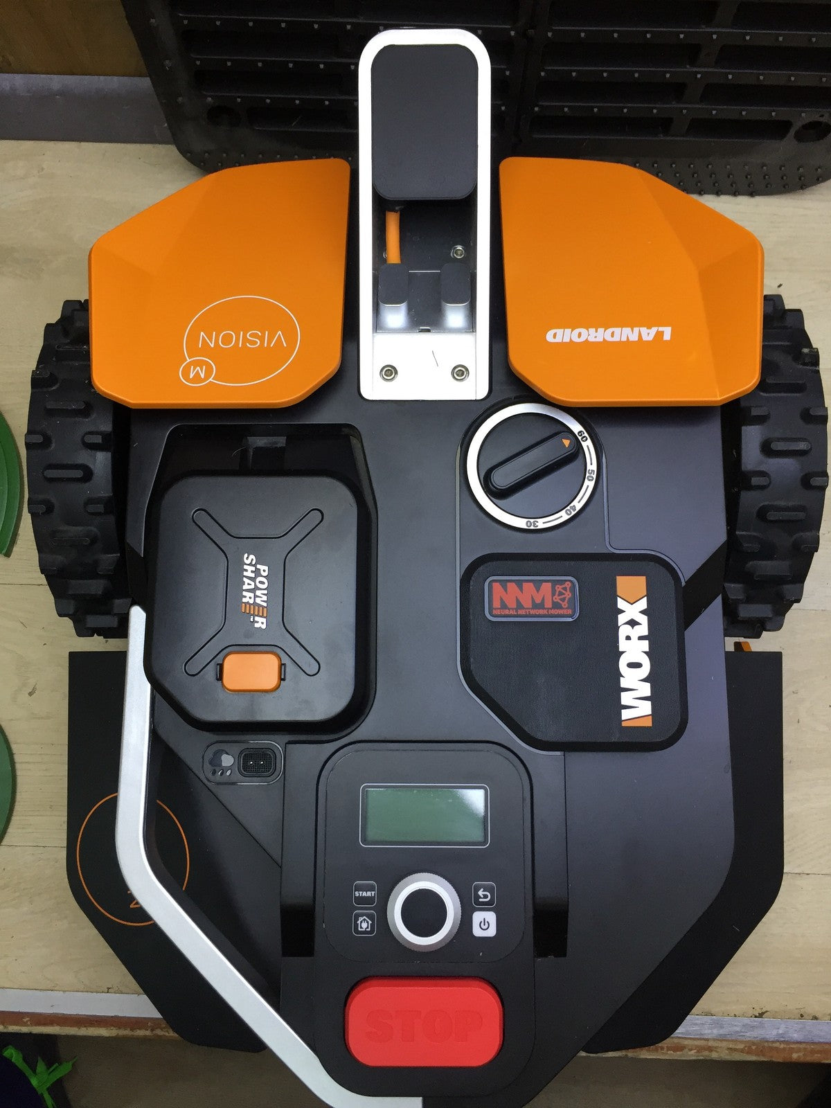 WORX Landroid Vision M600 Mähroboter WR206E.1 für Gärten bis 600m² I33553