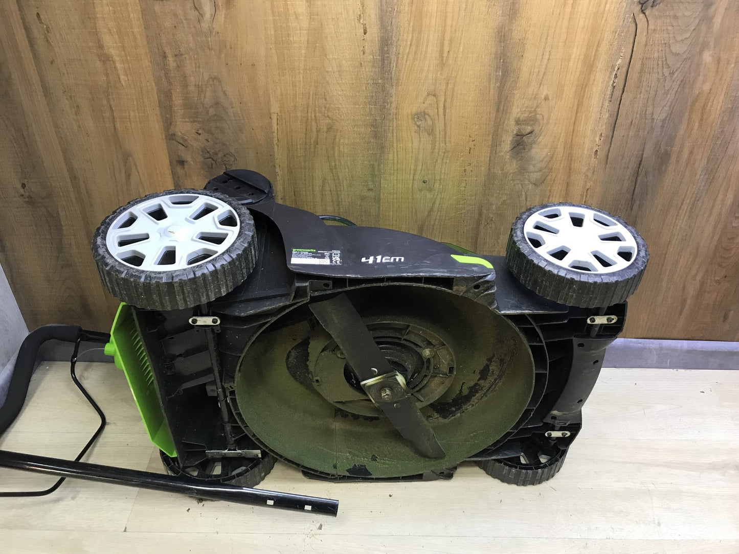 Greenworks G40LM41 Cordless Lawn Mower 2504707, 2x Batteries, 40V, up to 500m², I32943