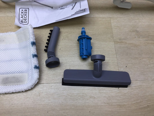 Black+Decker FSMH13E5-QS Dampfwischer mit Handreiniger 5 in 1, I33302