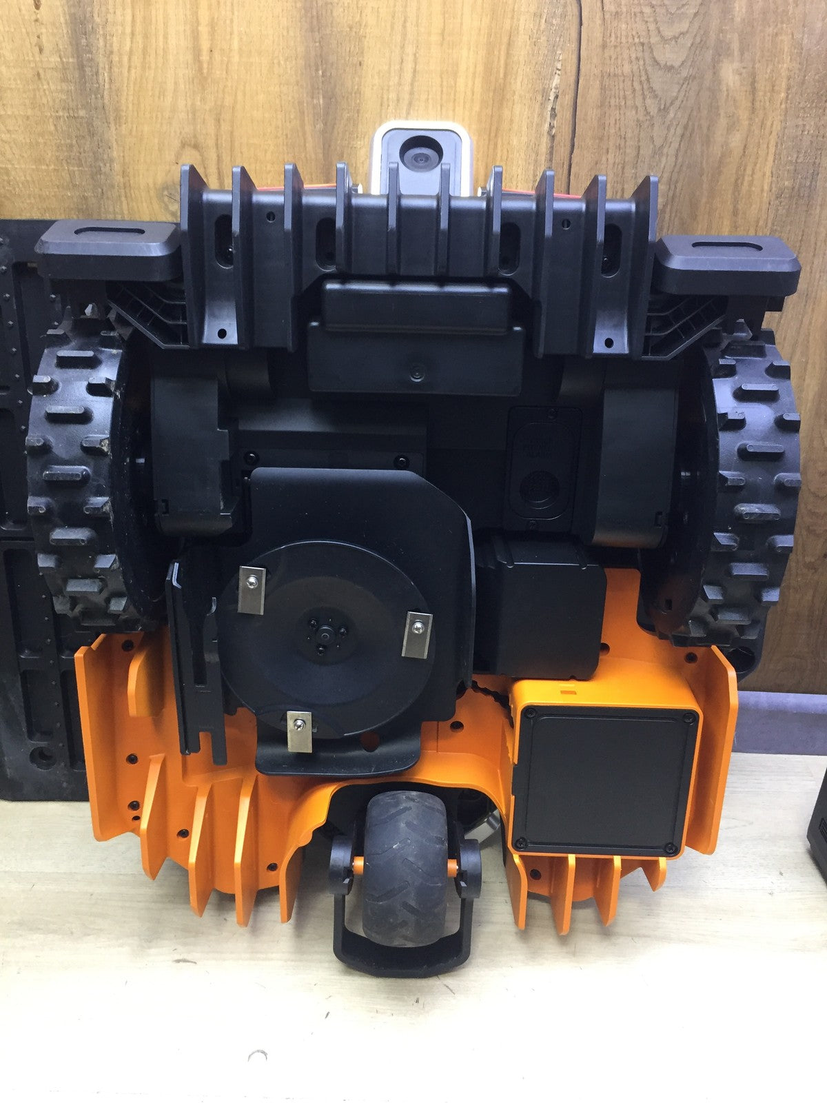 WORX Landroid Vision M800 Mähroboter WR208E.1 für Gärten bis 800m², I33580