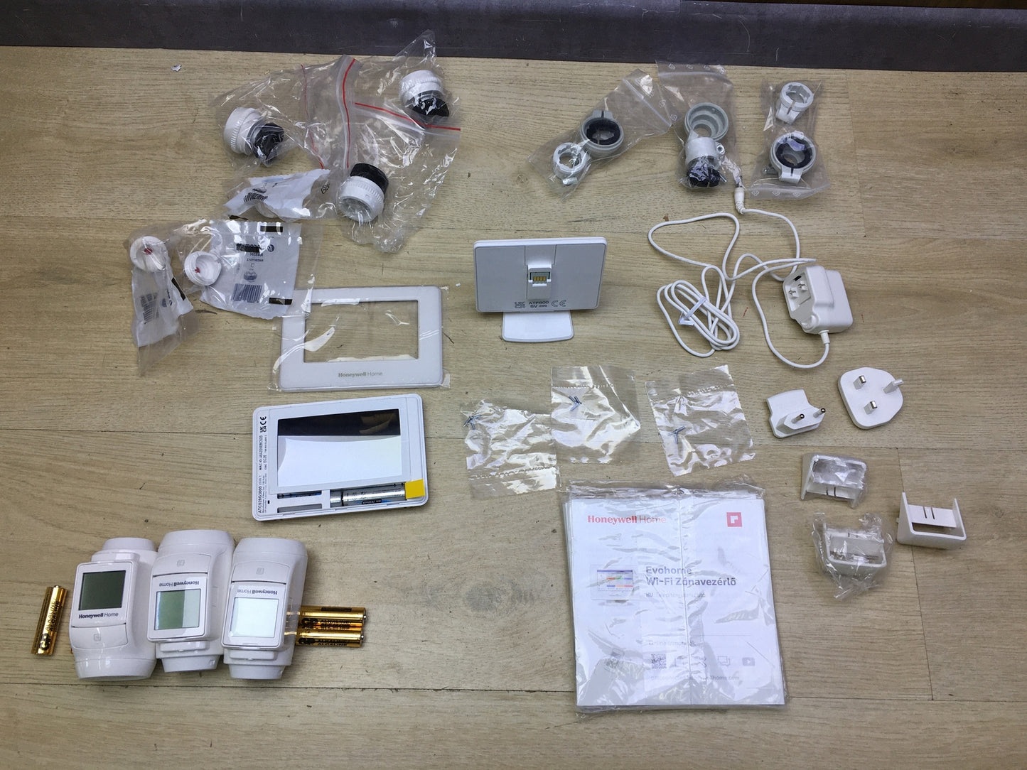 Honeywell Home evohome Wi-Fi Starter Paket THR99C3103, I31451