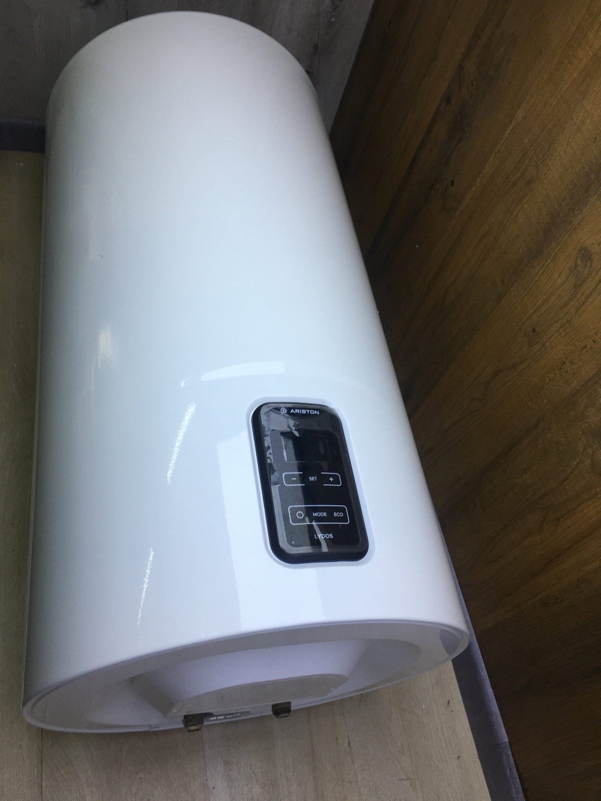 Ariston Lydos Plus 100 V/5 EU hot water tank 3201874 100L EEK: B I30256
