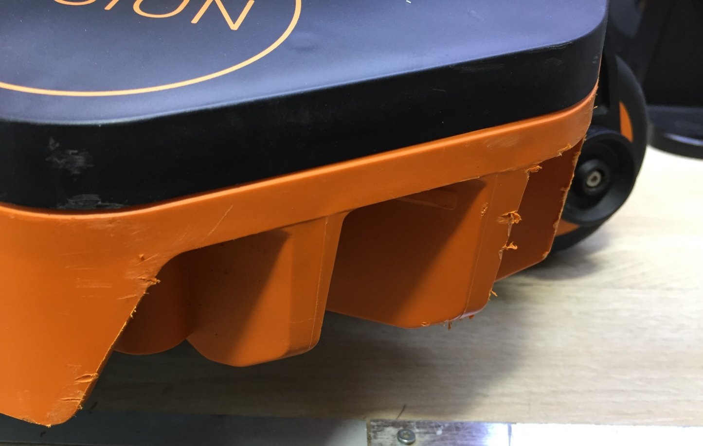 WORX Landroid Vision S250 Mähroboter WR202E für Gärten bis 250m² kabellos WLAN