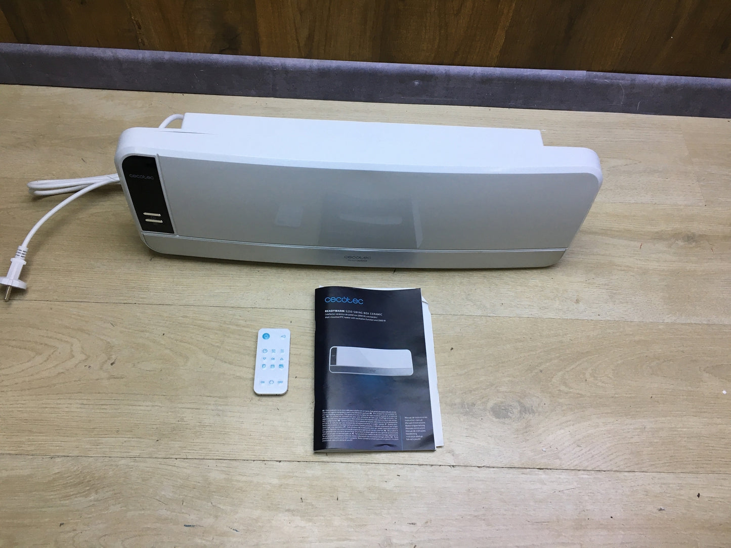 CECOTEC Ready Warm 5250 Swing Box Ceramic wall heater 2000W, I31105