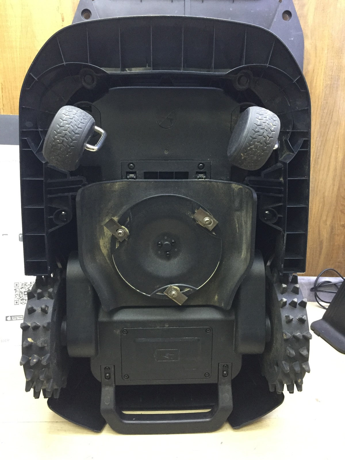 Dreame Mova 1000 robotic lawnmower (MLLM4110) up to 1,000 m² 3D LiDAR wireless Wi-Fi app