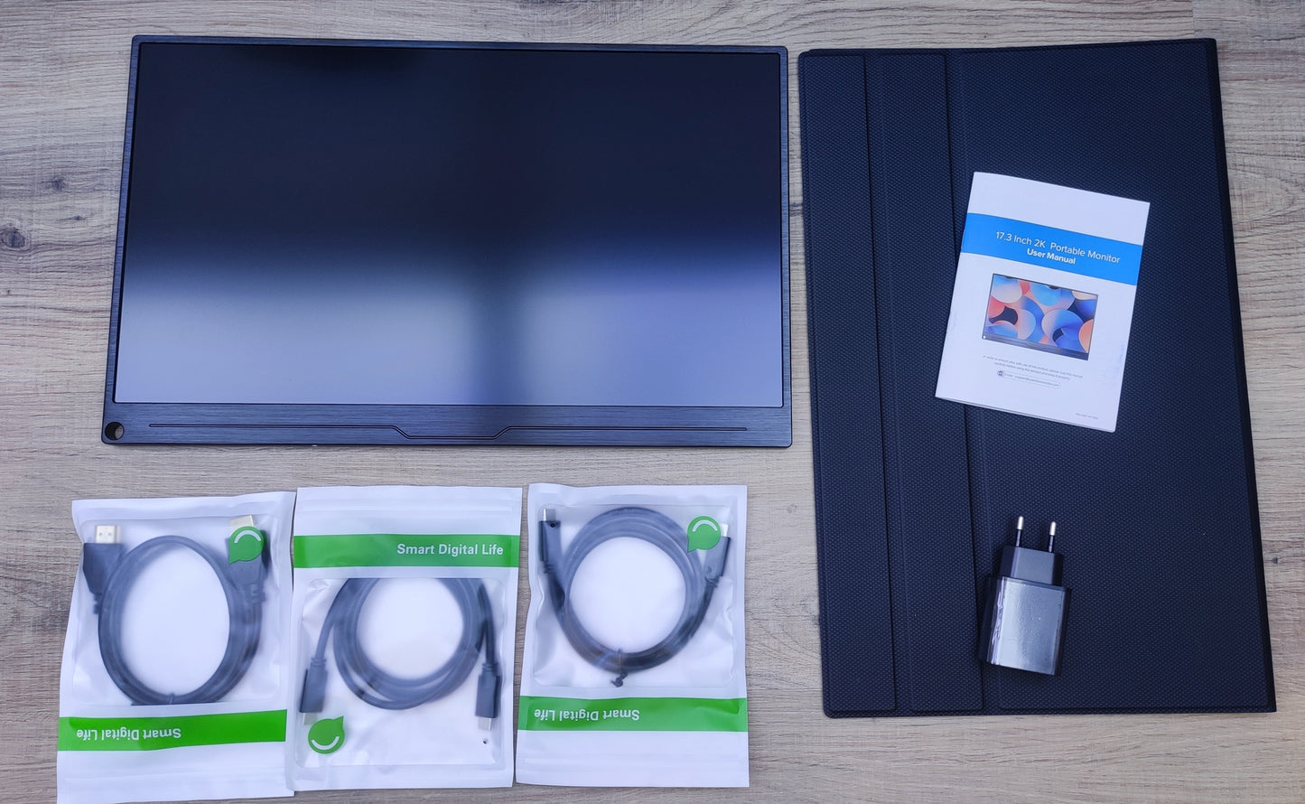 UPERFECT Tragbarer 2K Monitor 17.3" 2560x1440 IPS HDMI USB-C 60Hz Lautsprecher