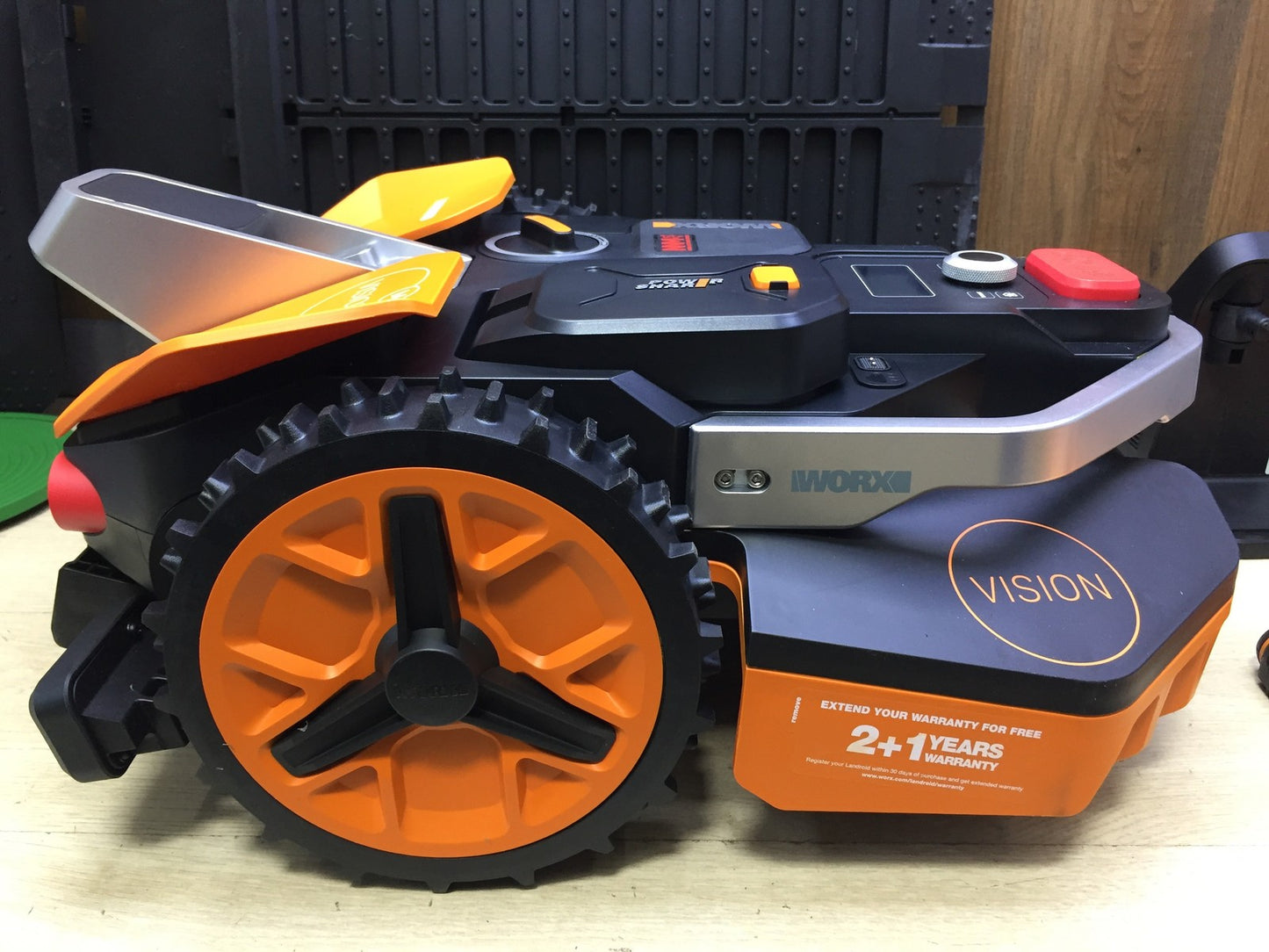WORX Landroid Vision M600 Mähroboter WR206E.1 für Gärten bis 600m², I33683