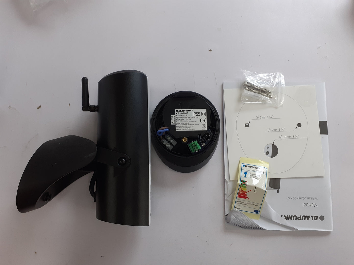 Blaupunkt Lampcam Hos-X20 - Full-HD Videoüberwachung mit LED-Leuchte, V12045