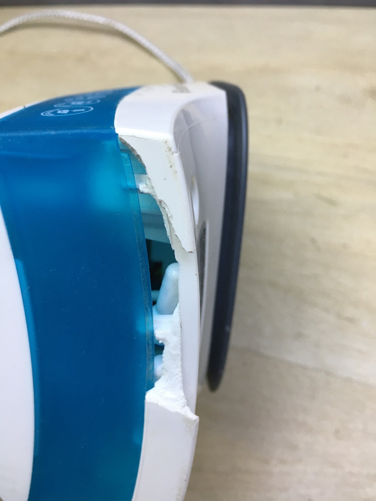Russell Hobbs steam iron 20562-56, 2600W, I30143