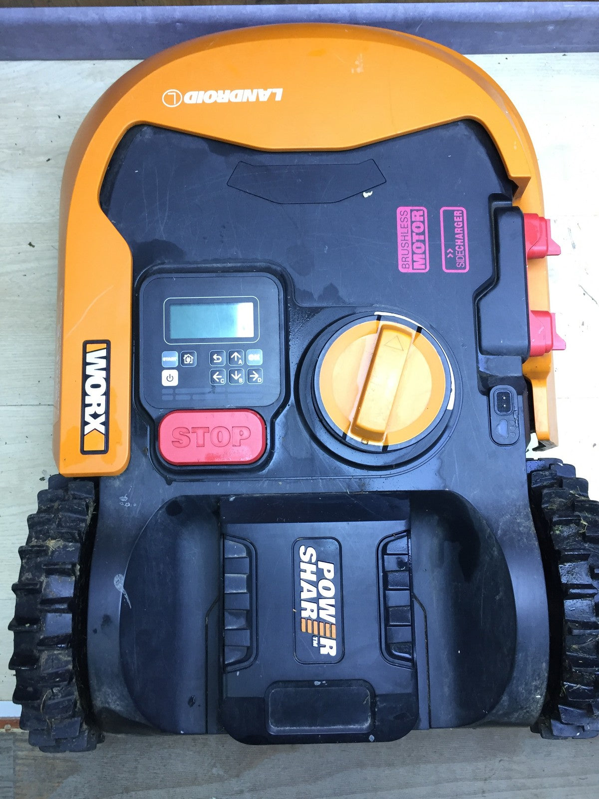 WORX Landroid L2000 WR155E robotic lawnmower, I33342