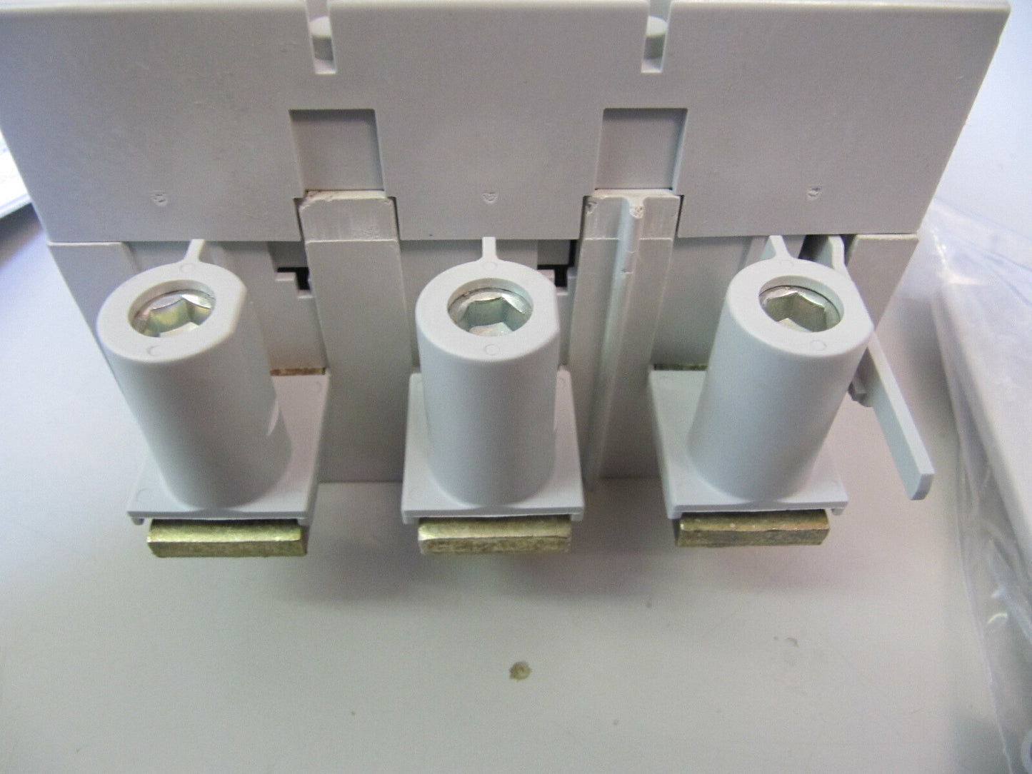 Legrand Box molded wood residual current device DPX3-630 attachable 026060 invoice