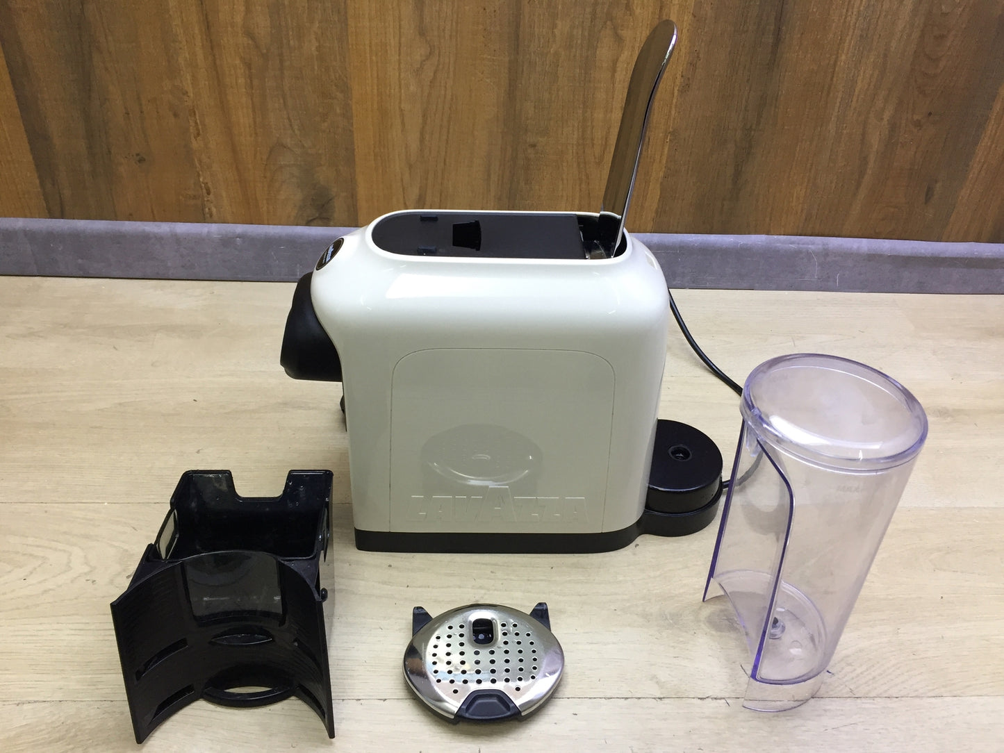 Lavazza A Modo Mio coffee machine capsule machine LM 950 1500W I32725
