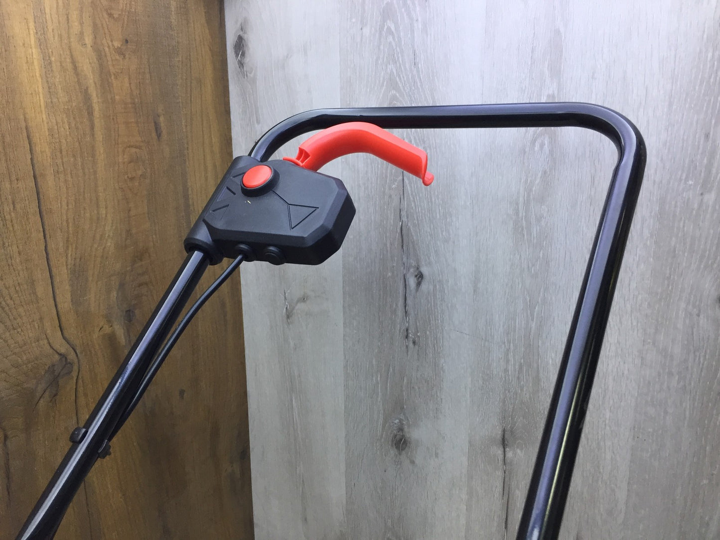 Einhell GE-CM 18/30 Li Akku-Rasenmäher inkl. Akku 3.0Ah und Ladegerät, I34173