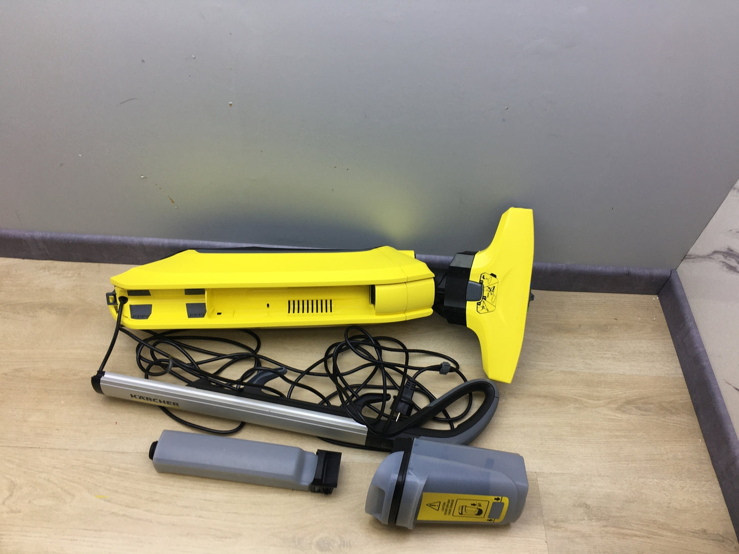 Kärcher FC 5 Electric Hard Floor Cleaner 1.055-400.0, I17460