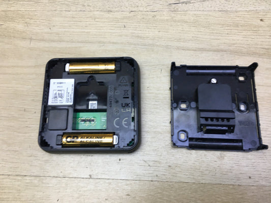 Honeywell Home DT3 Raumthermostat, schwarz, I31481