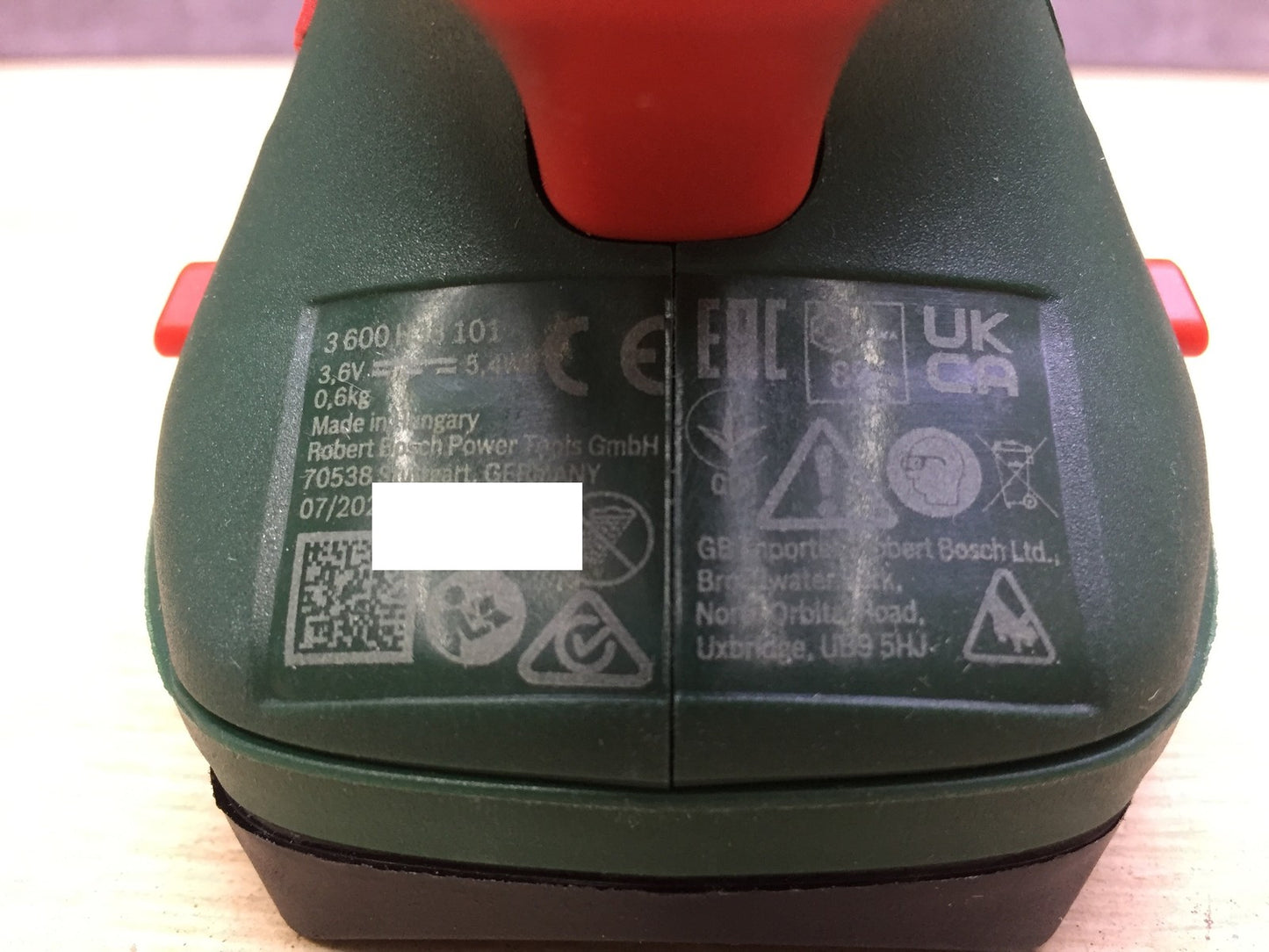 Bosch Akku-Strauch- und Grasschere Isio (3,6 Volt, Messerlänge 12 cm), I33169