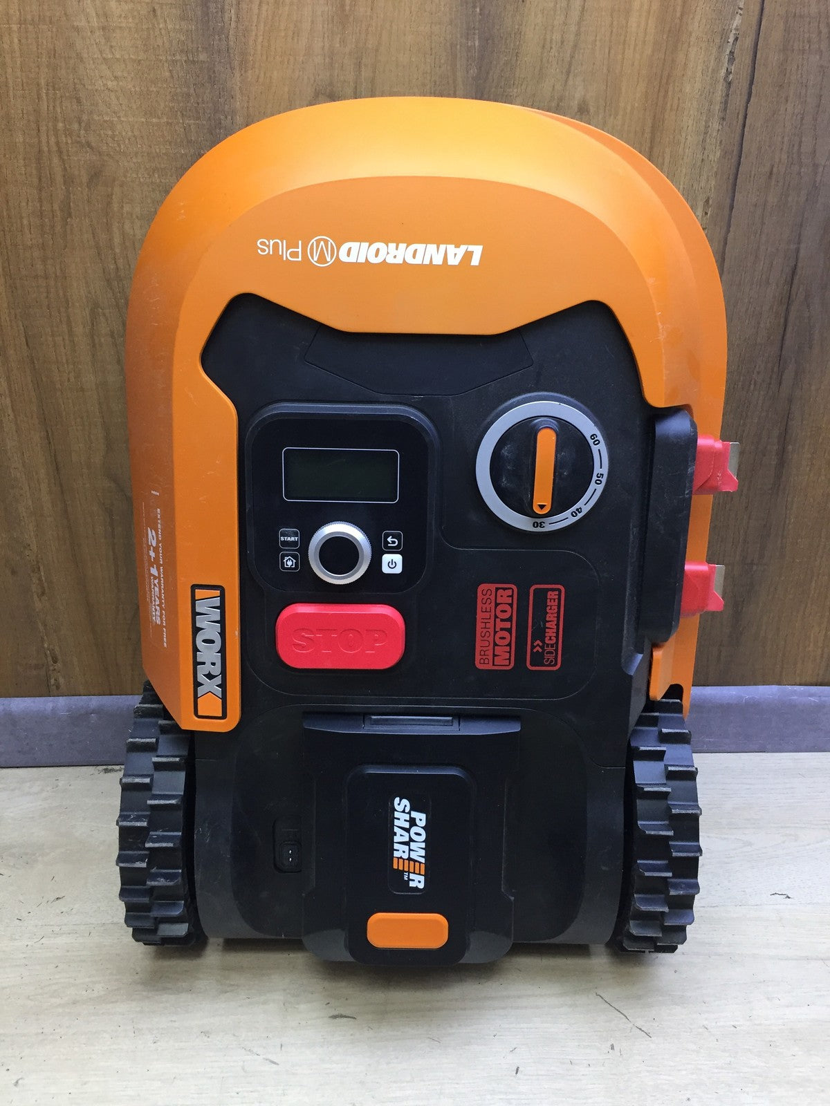 WORX Landroid M500 PLUS WR165E Robotic Lawnmower for up to 500 sqm with Wi-Fi, Bluetooth, I33098