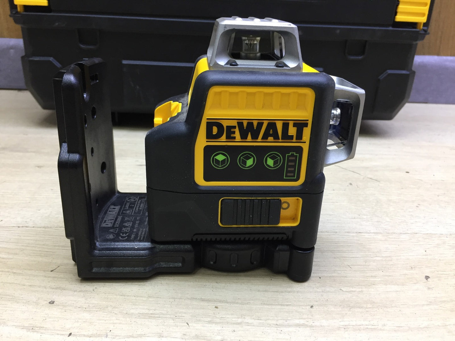 Dewalt cross line laser DCE089G without battery 2.0 Ah, I33106