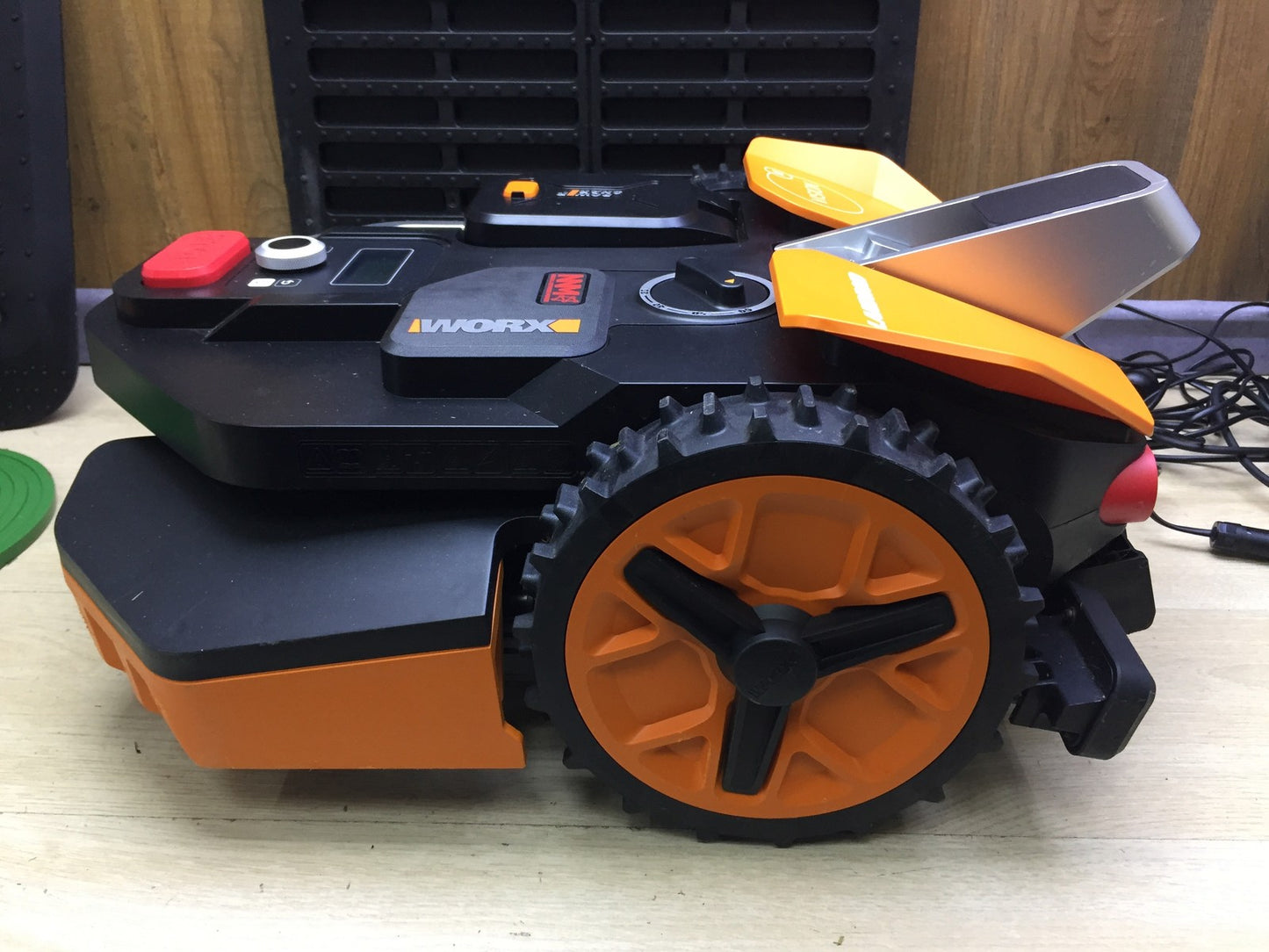 WORX Landroid Vision M600 Mähroboter WR206E.1 für Gärten bis 600m² I33553