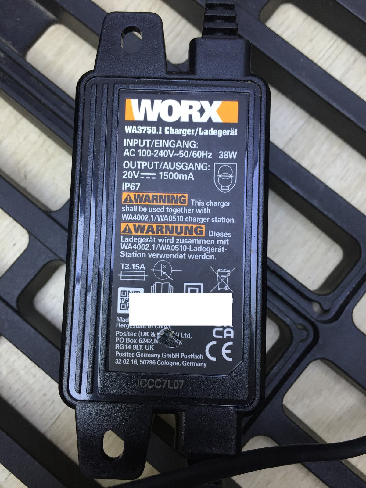 WORX Landroid M500 PLUS WR165E Robotic Lawnmower for up to 500 sqm with Wi-Fi, Bluetooth, I33262
