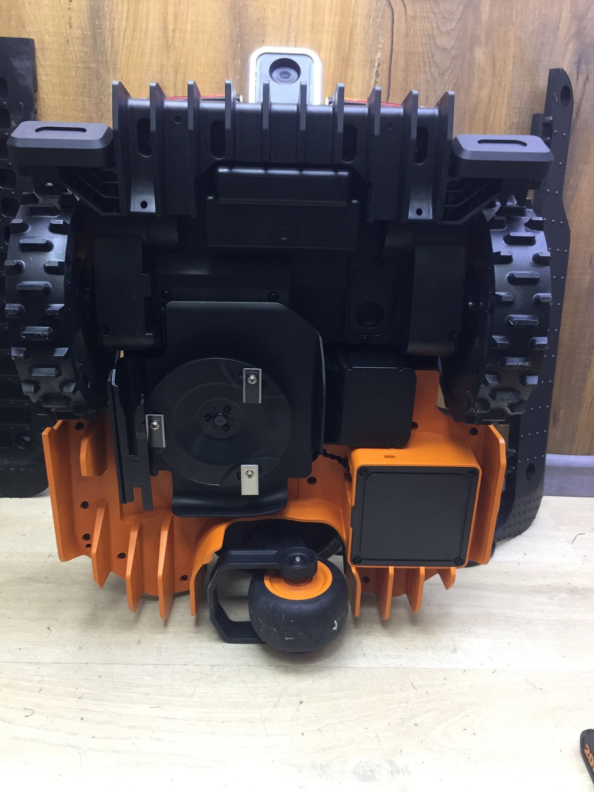 WORX Landroid Vision M550 Mähroboter WR205E für Gärten bis 550m², I33469