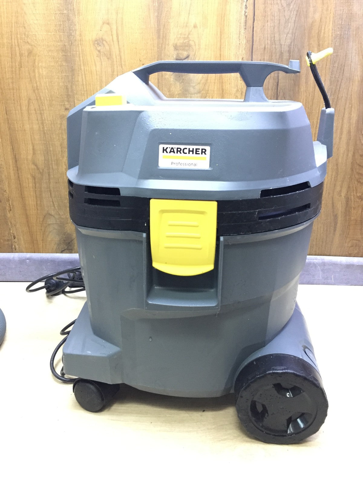 Kärcher wet/dry vacuum cleaner 1.378-600.0 NT 22/1 Ap L, I33345