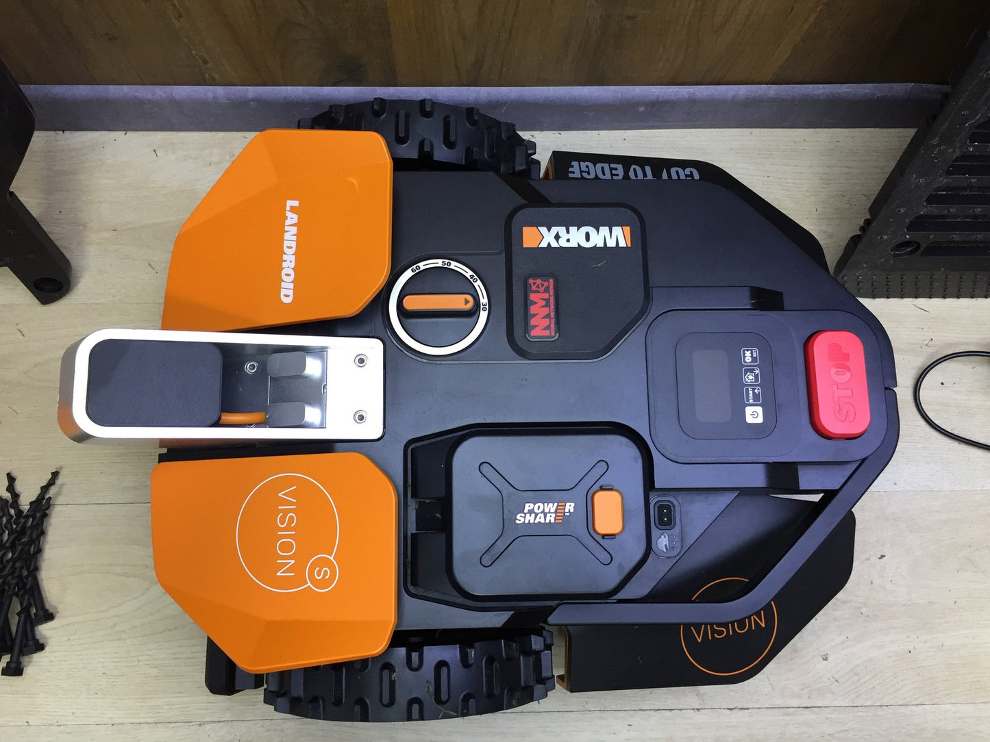 WORX Landroid Vision S250 robotic lawnmower WR202E, for gardens up to 250m², I33207