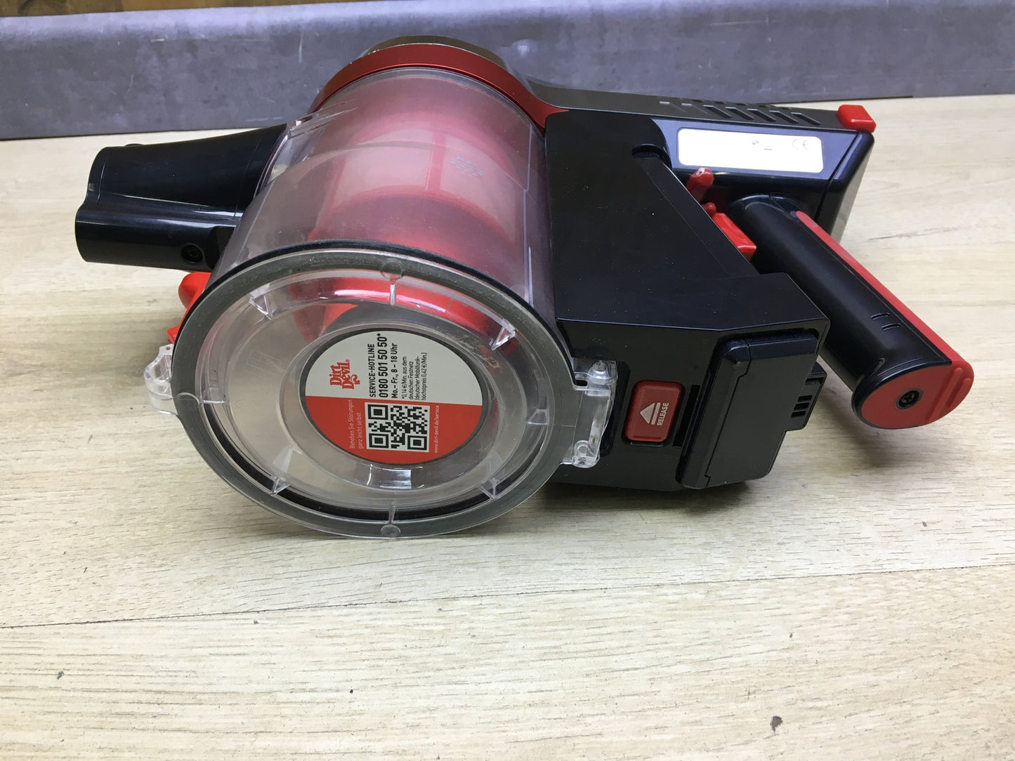 Dirt Devil Cavalier Total DD698-5 Cordless Handheld Vacuum Cleaner, I31342
