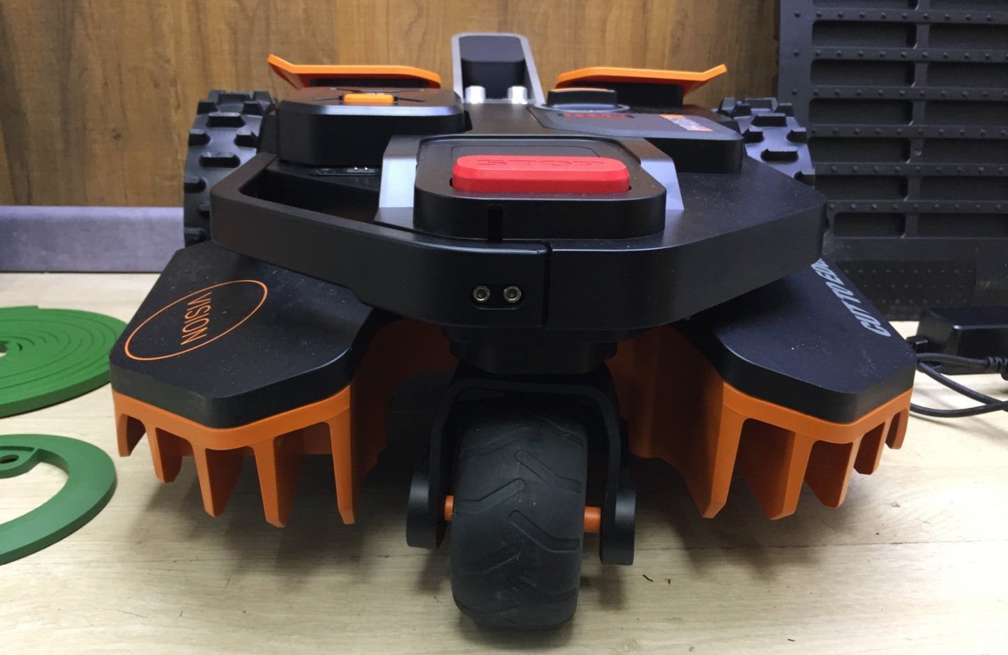WORX Landroid Vision S250 Mähroboter WR202E für Gärten bis 250m² kabellos WLAN