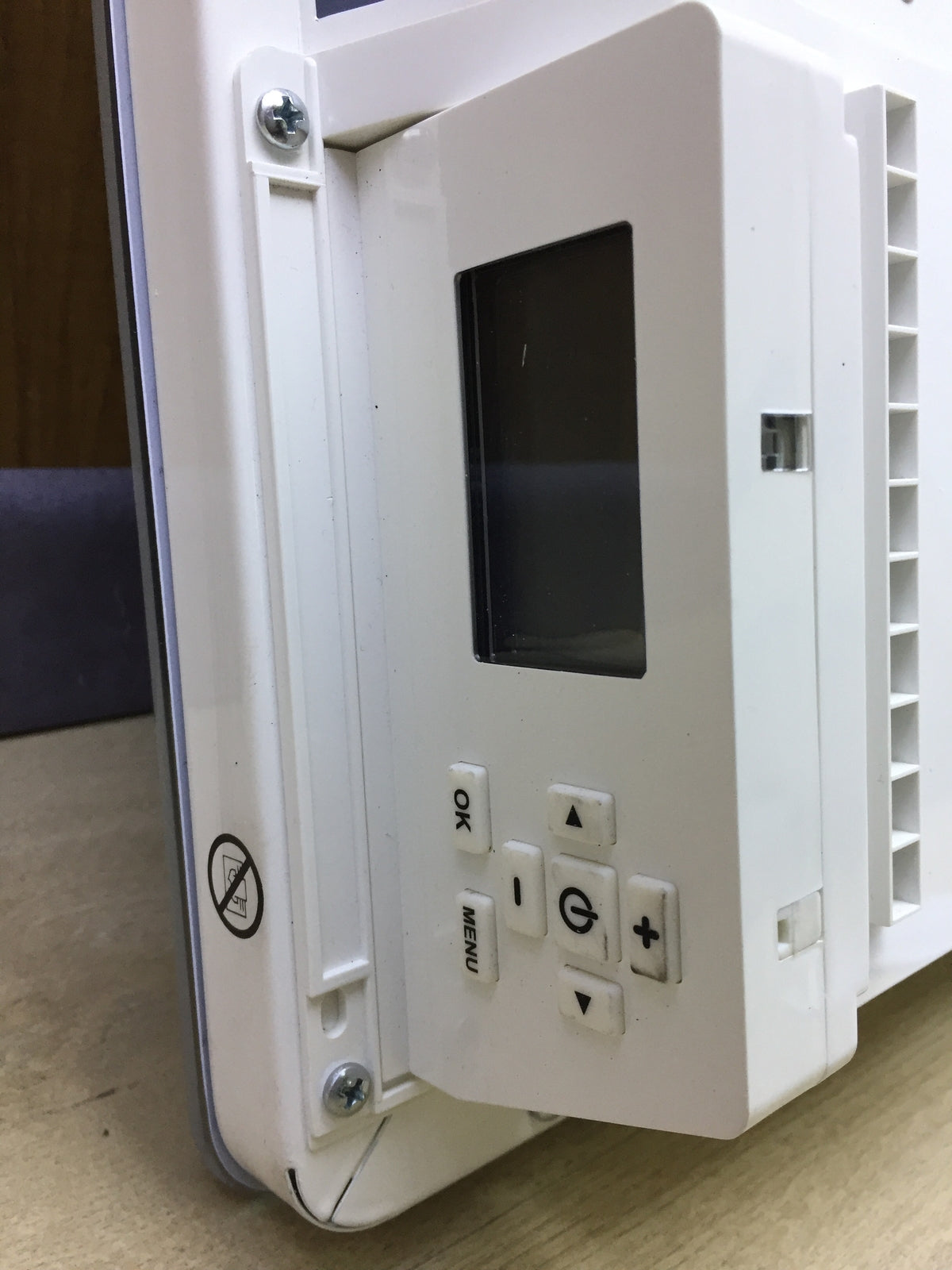 Carrera H15MGV5 Heater Glass LCD 1500 W, I28312