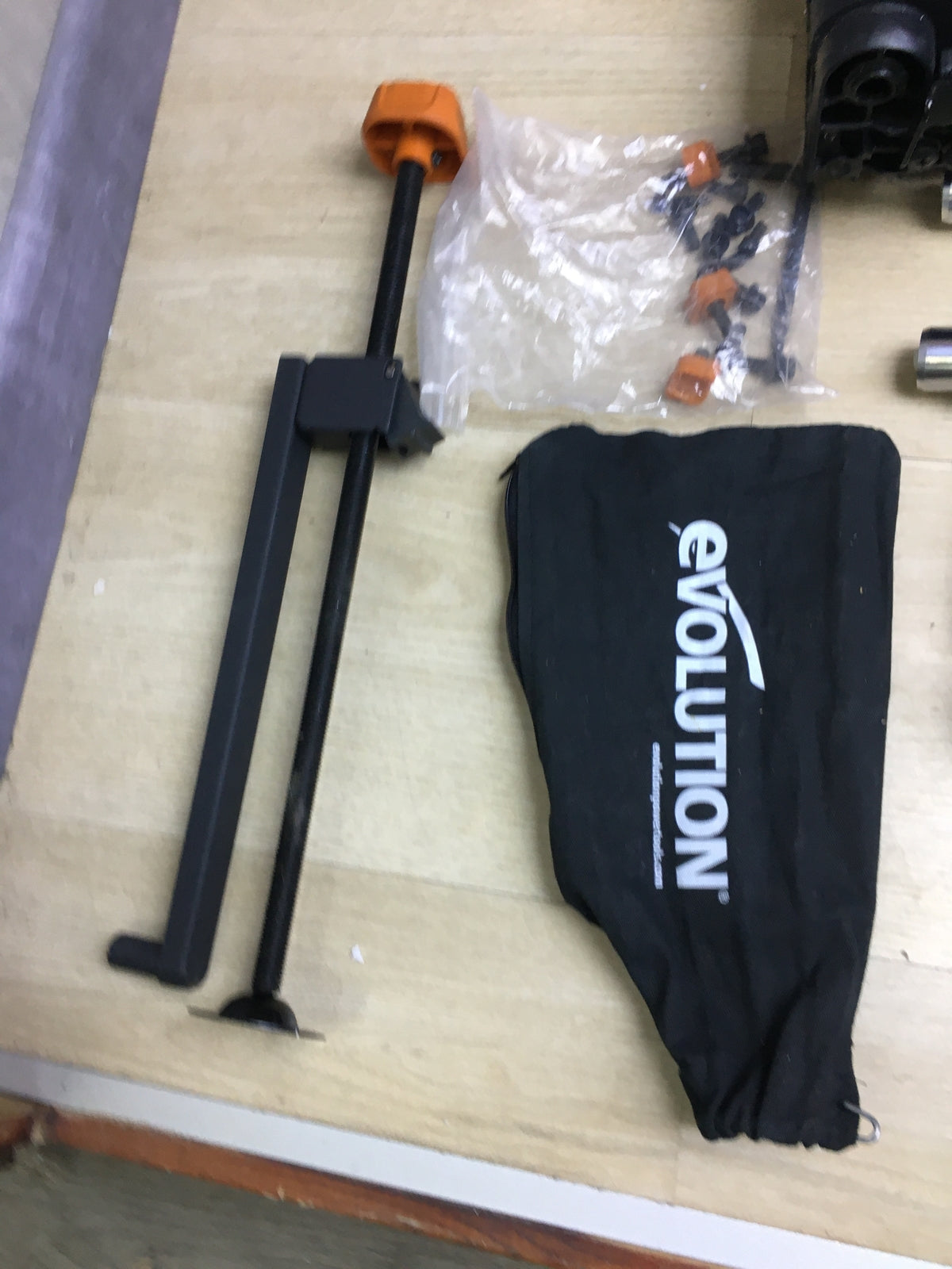 Evolution R210SMS-300+ Mehrzweck-Gleit-Gehrungssäge 210 mm, I31494