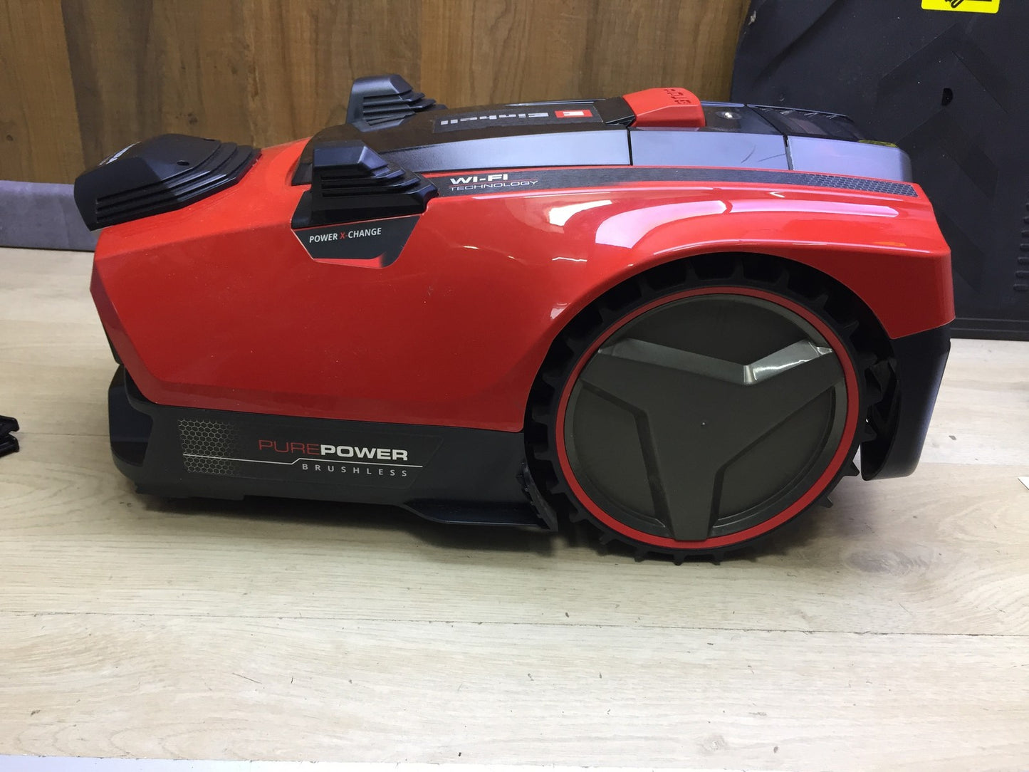 Einhell robotic lawnmower FREELEXO CAM PLUS, 18 V, for 600 m², I33350