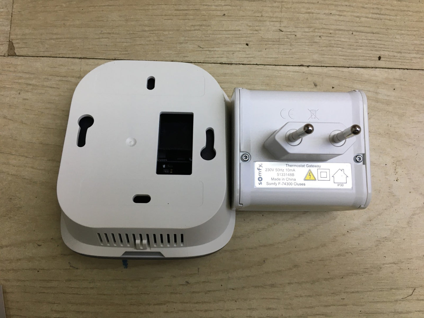 Somfy 1870774 Heizungsthermostat V2, mit Gateway, I33194