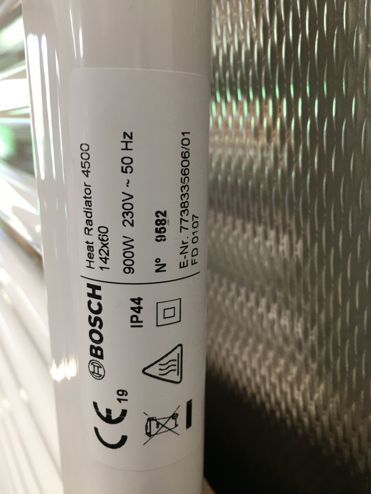 Bosch elektrischer Badheizkörper Heat Radiator 4500, Maße 1110x500 mm, I11453