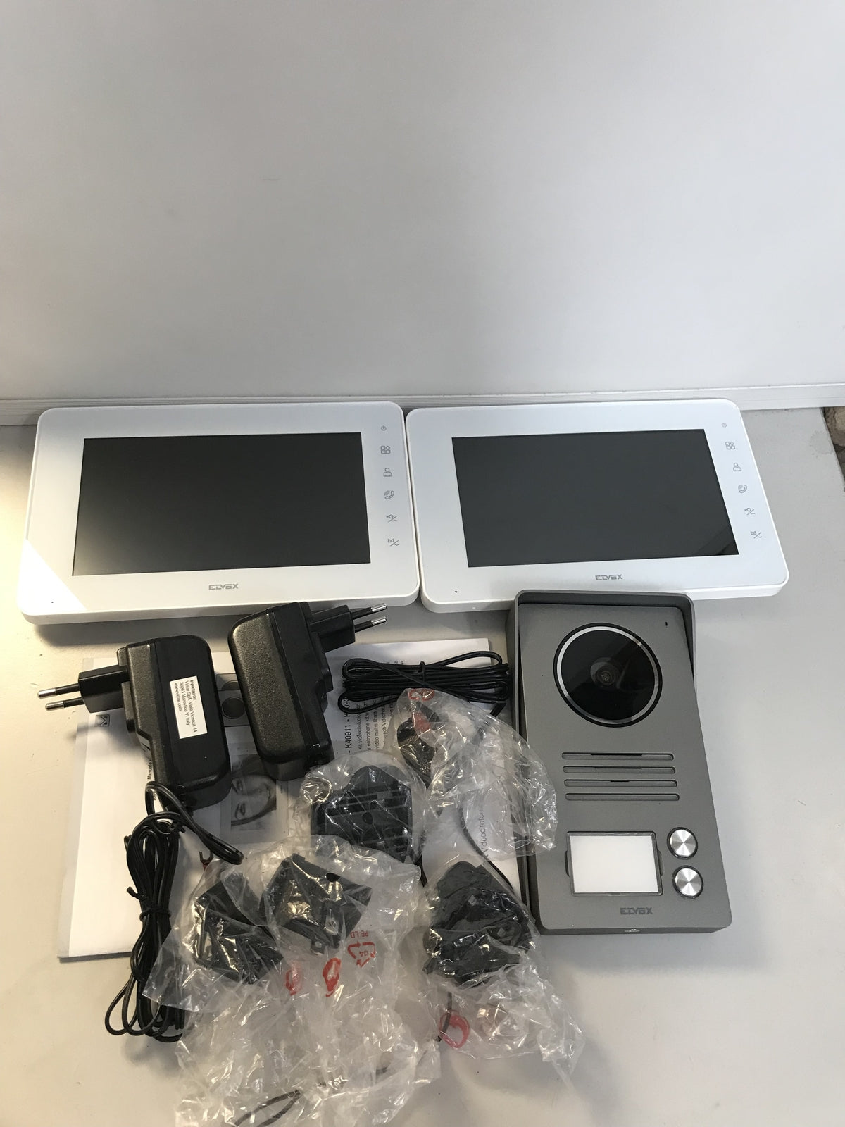 VIMAR K40911 Video intercom set for 2 families, I32214