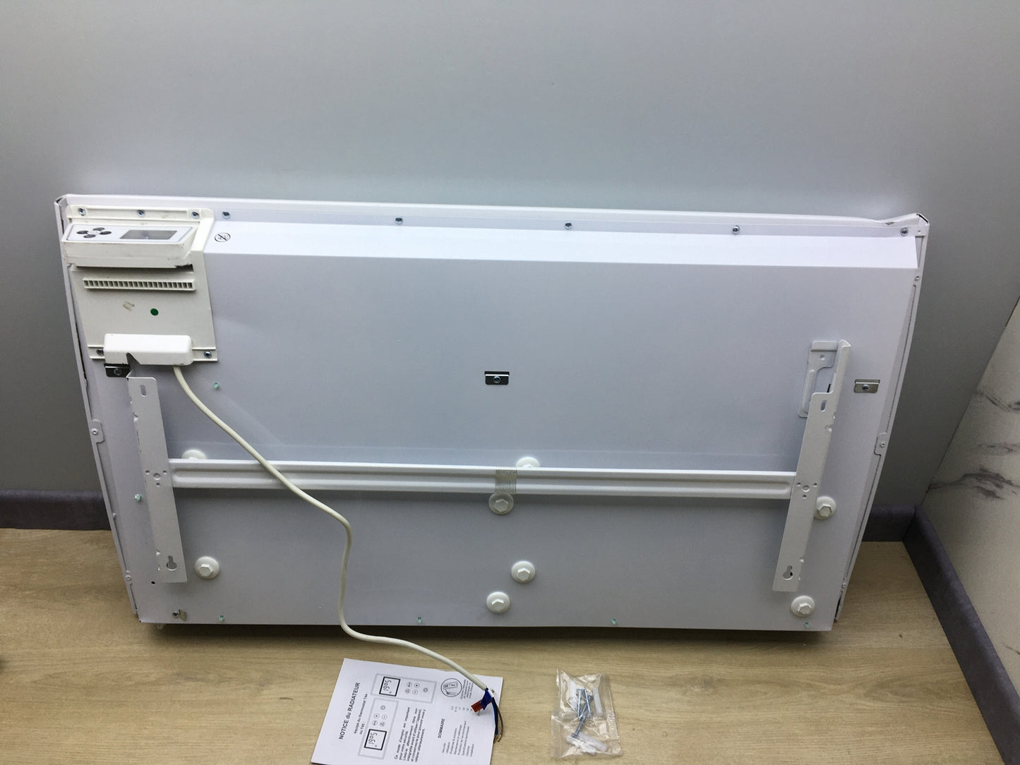 Carrera 051593 Radiator HX20CWT41A, LCD 2000 W, I16569