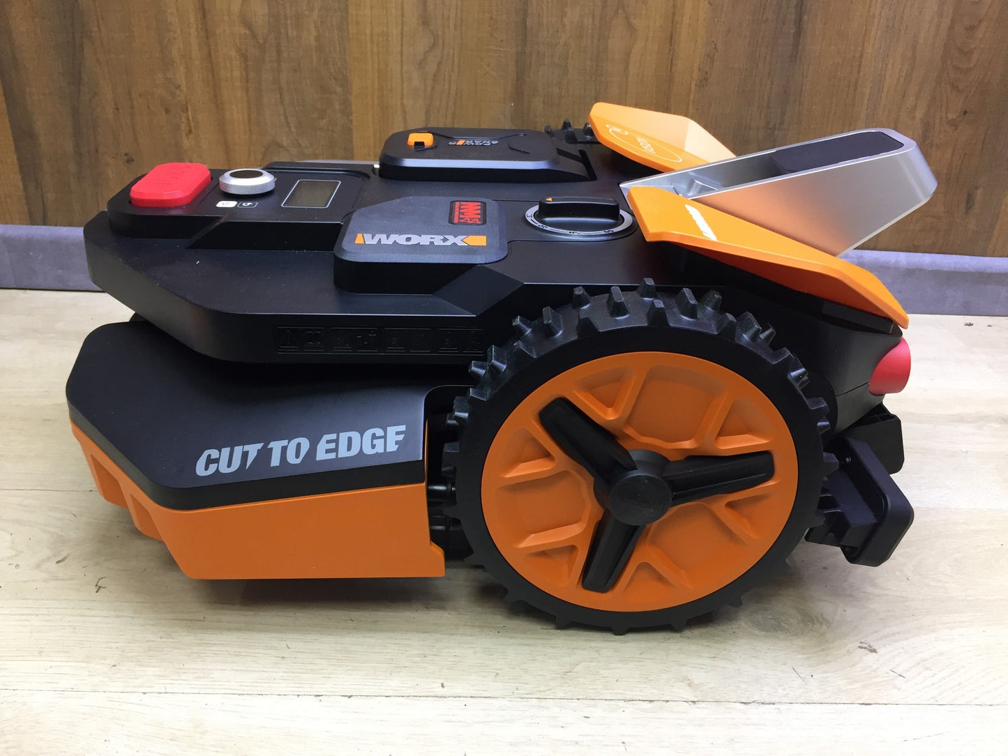 WORX Landroid Vision M800 Mähroboter WR208E.1 für Gärten bis 800m², I33151
