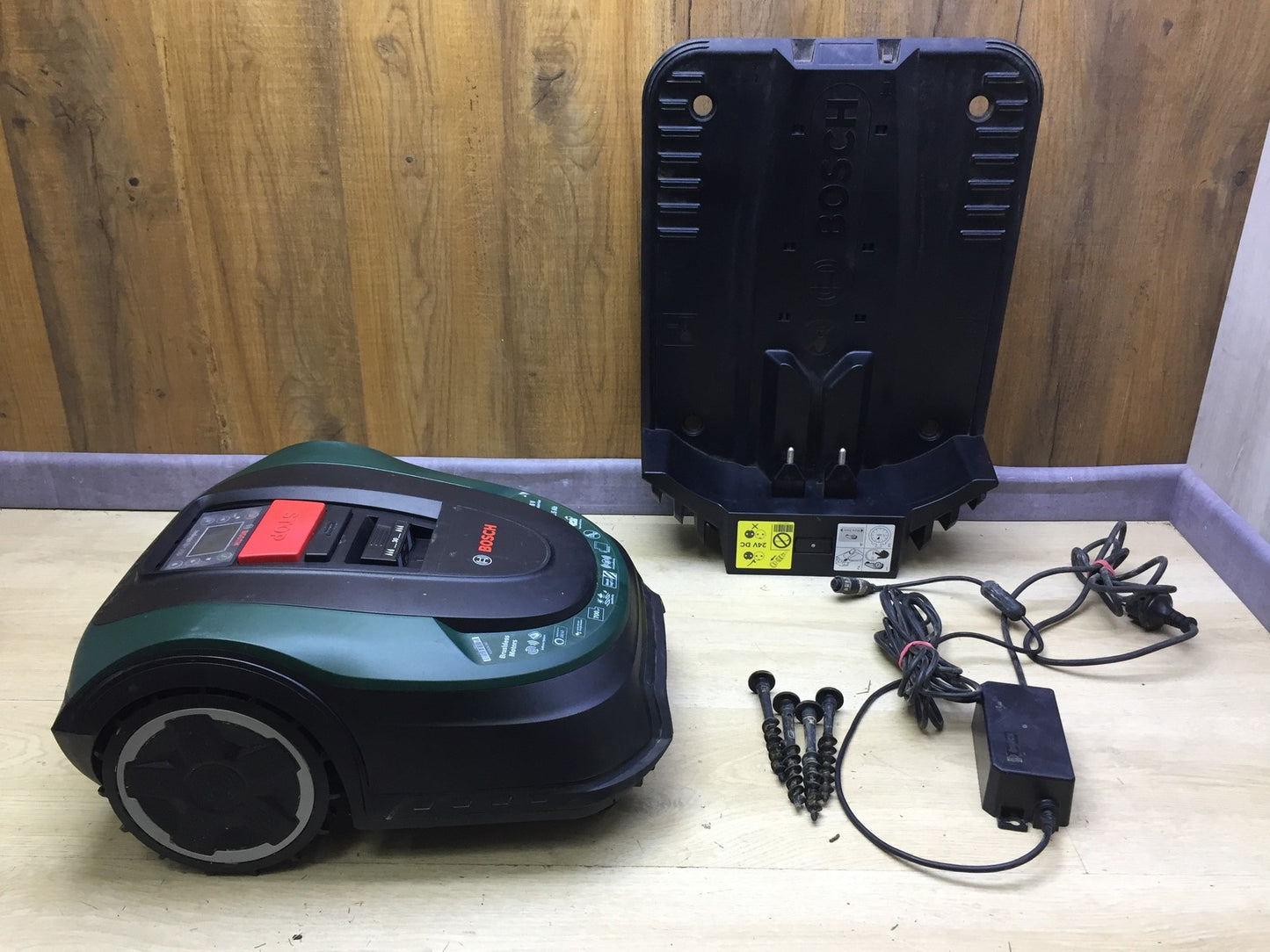 Bosch Indego M+ 700 robotic lawnmower, with app function, I33200