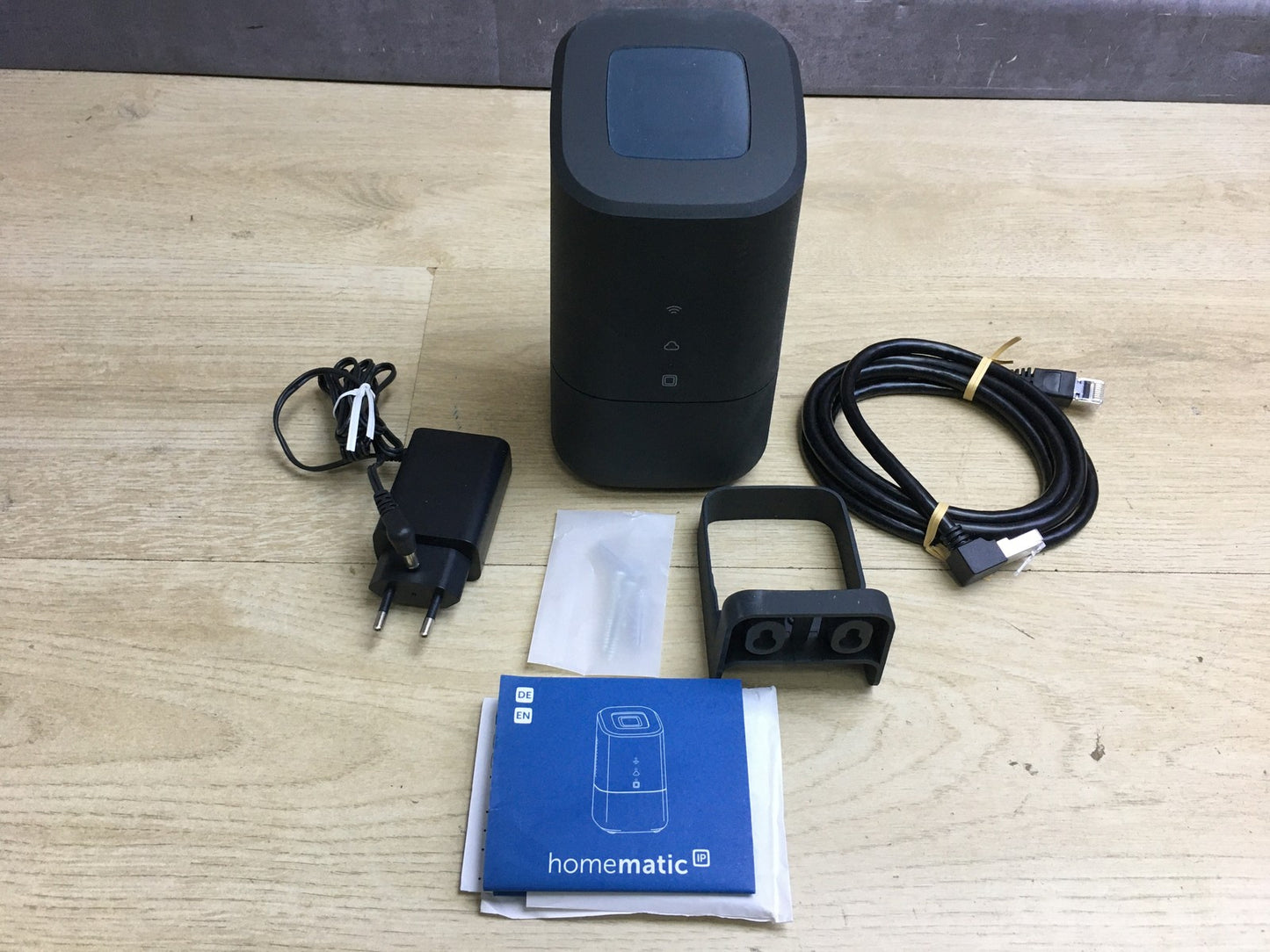 Homematic IP Home Control Unit Smart Home Central HmIP-HCU1-A, I33355