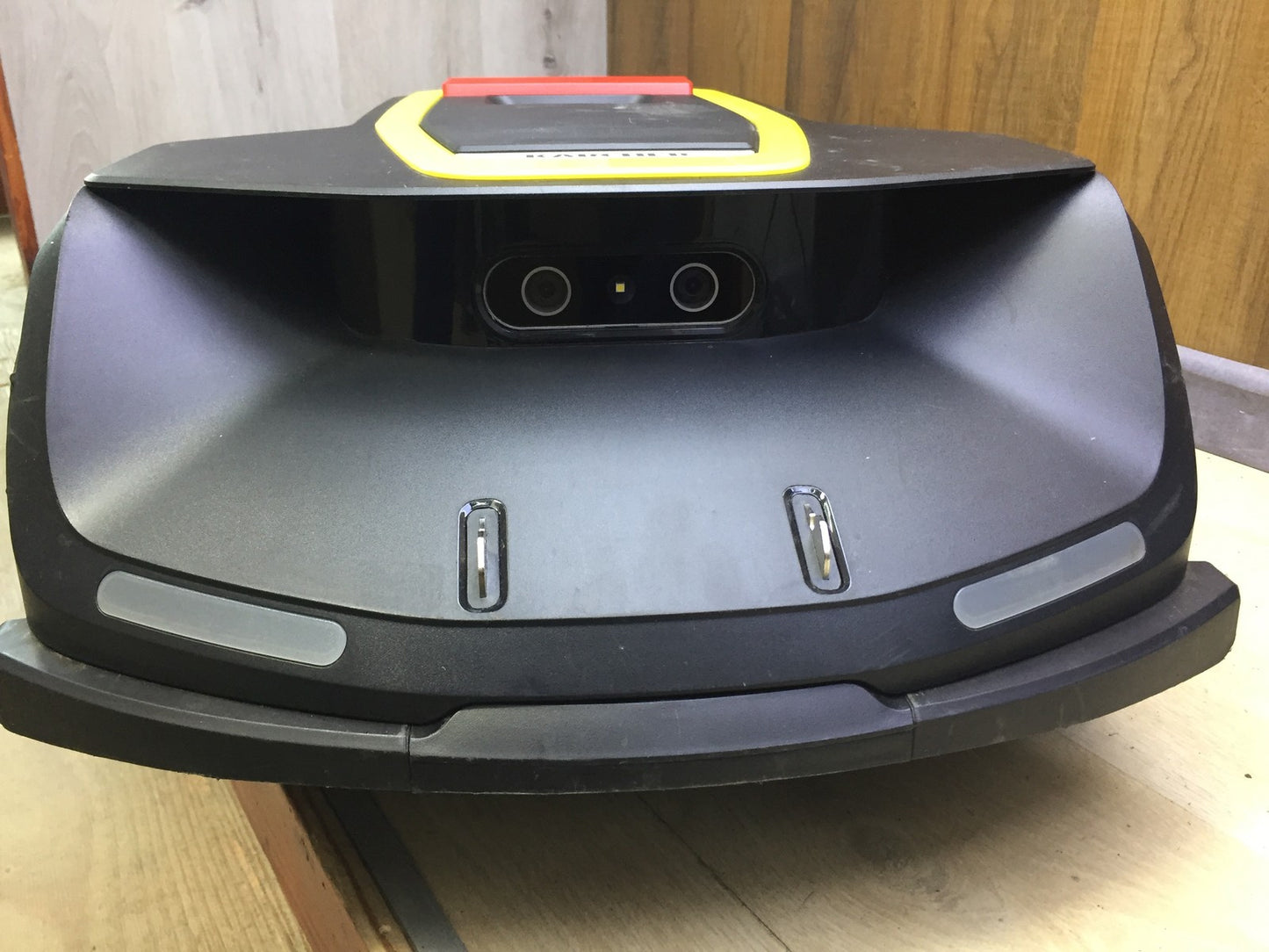 Kärcher RCX 6 robotic lawnmower, performance up to 3,000 m², all-wheel drive, GPS RTK I33408