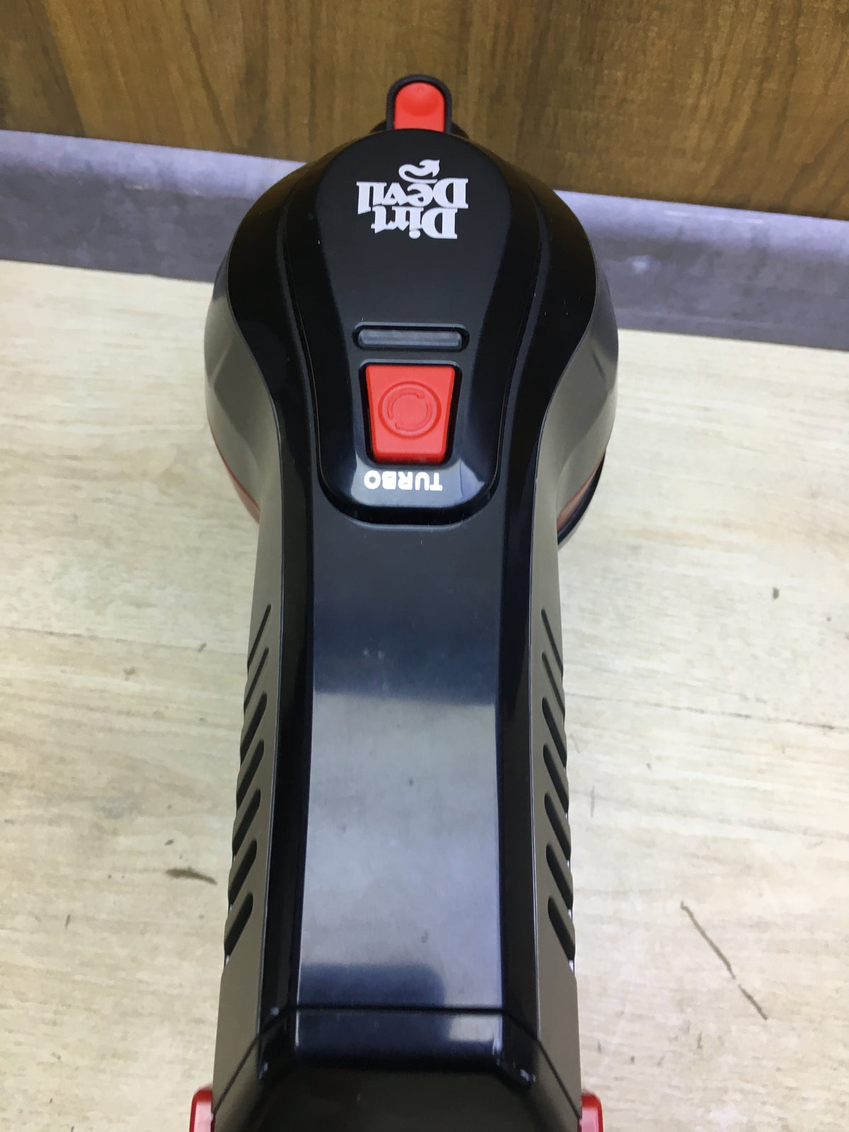 Dirt Devil Cavalier Total DD698-5 Cordless Handheld Vacuum Cleaner, I31342